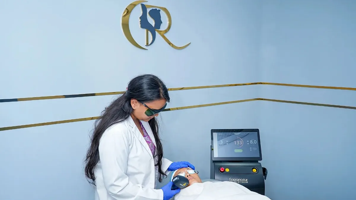 Dermatologist Dr. Anusha Meka performing laser hair reduction using the Alma Soprano Ice Platinum device