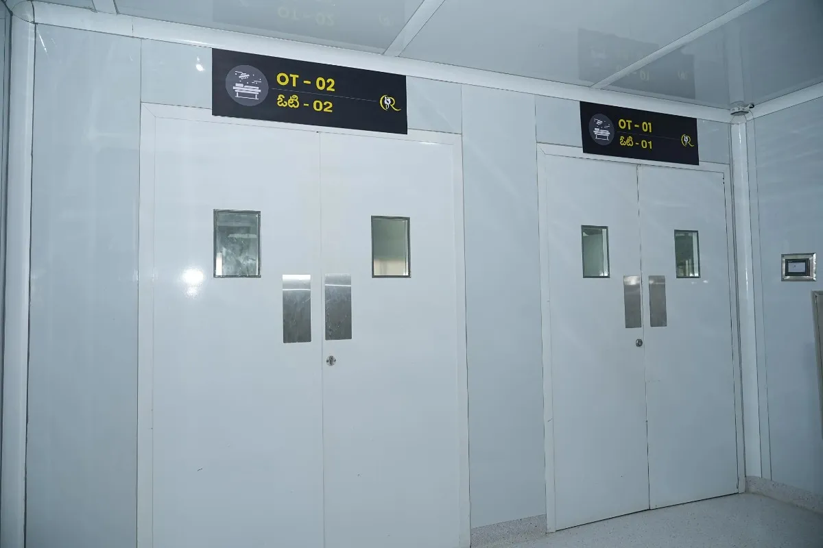 Class-100 high-positive pressure Modular OT Complex with antimicrobial cladding